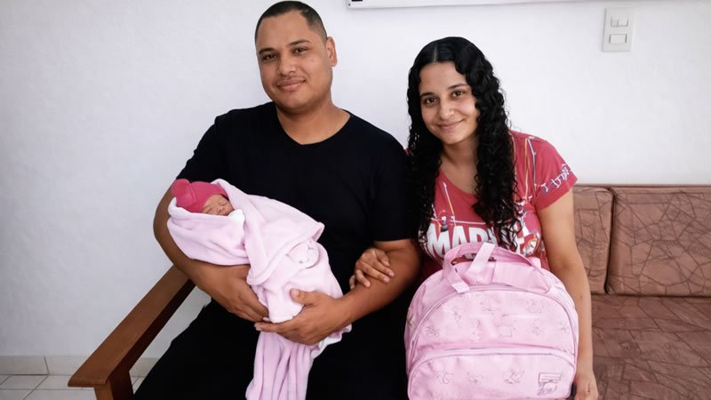 Entrega de Kit Natalidade